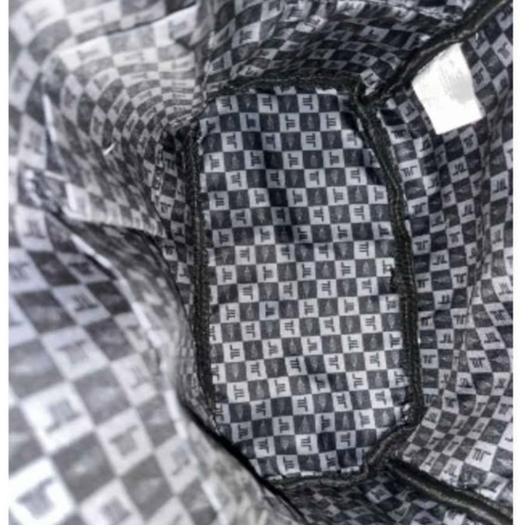 London Fog Backpack (13"H x 12"W x 5"D) and Matching Wallet (8"L) NWT - Picture 5 of 7